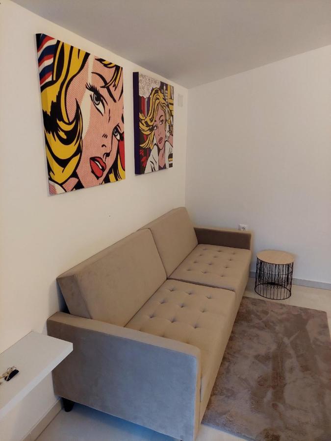 Apartman Ulrich Lukovo Buitenkant foto