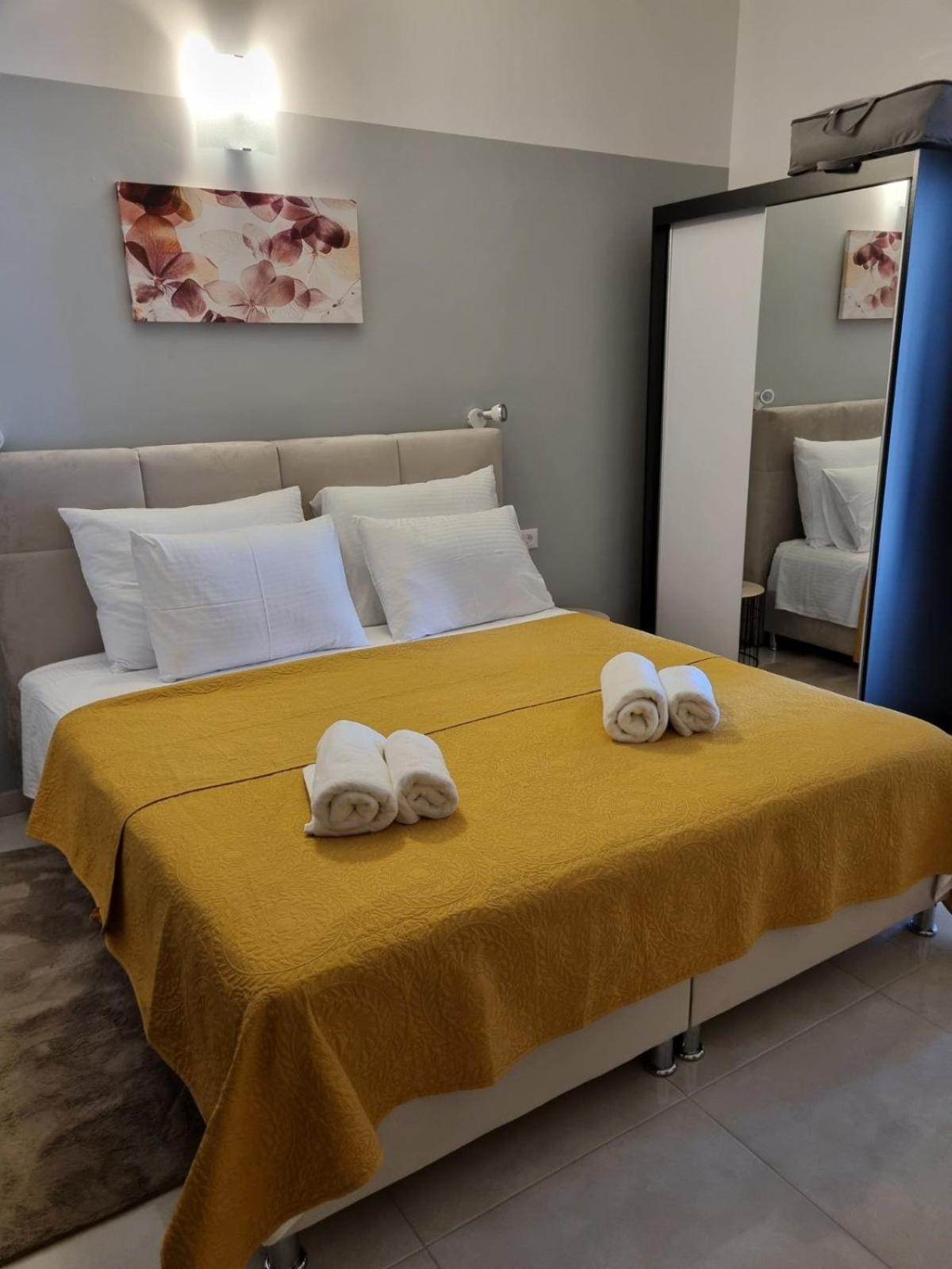 Apartman Ulrich Lukovo Buitenkant foto